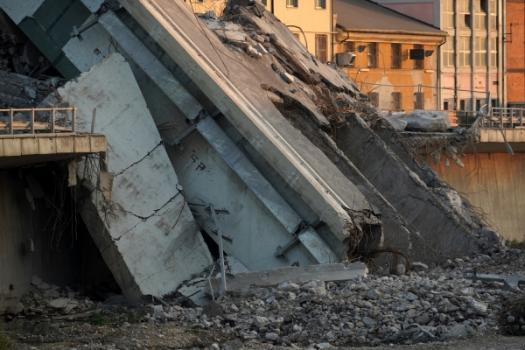 Bridge collapse in Morandi